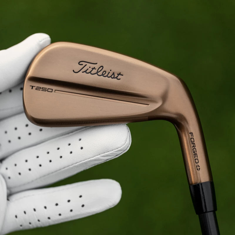 Titleist T250 Oil Can
