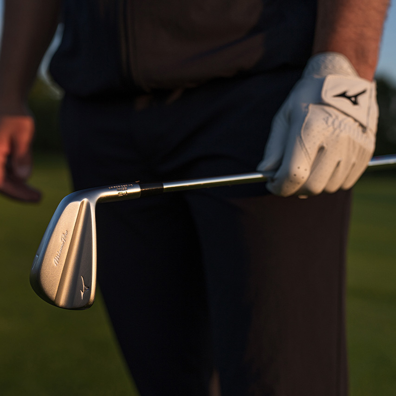 Mizuno Pro T-1 White Satin Wedge